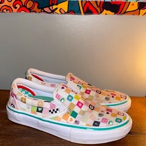 Frog vans, skateboard shoes, woman’s 8, mens 6.5